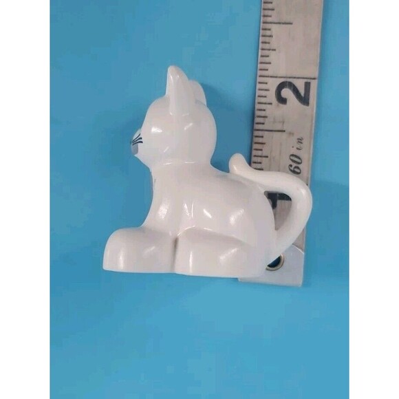 Lego Duplo White Cat Replacement Piece Animal Figure Toy - Picture 7 of 7